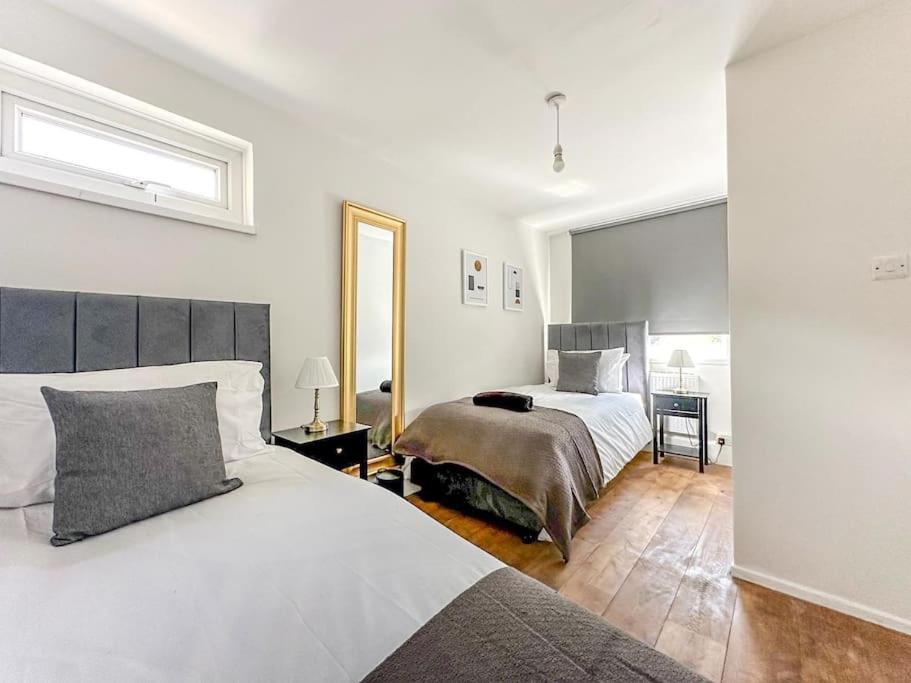 New Cosy Luxury 3 Bedroom House In Battersea Лондон Экстерьер фото
